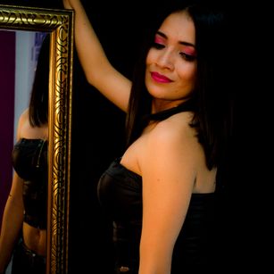 Model - Hanna Chloe sexy