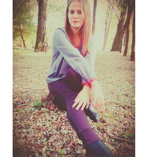 Model - Apelsinka22 obedient