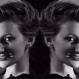 Model - Tantalising smart