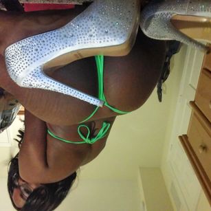 Model - Tiny Ebony 5