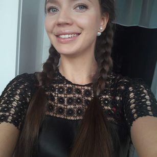 Model - BloomingKiss beauty