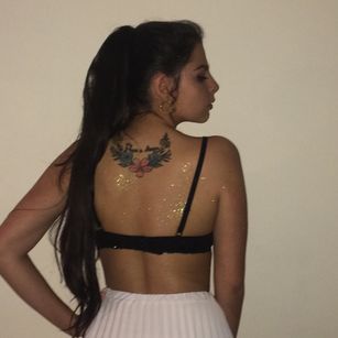 Model - Angel_Campbell dildo