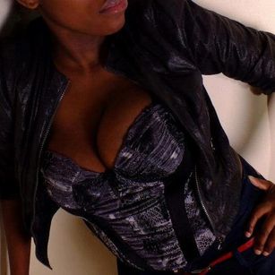 Model - Hardnipples bigass