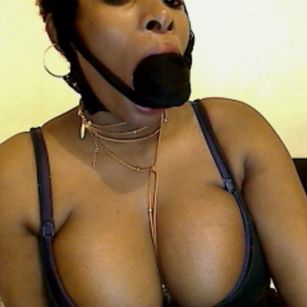 Model - Hardnipples cum