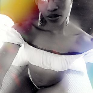 Model - Tiffany Johnson Ebonyanal