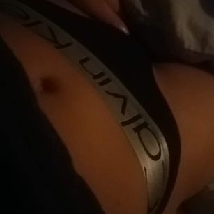 Model - Artemisgod18 travel