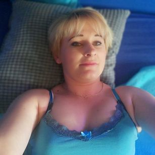 Model - Agatha and Andreas ass