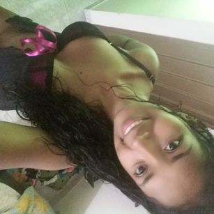 Model - nathi hastcario