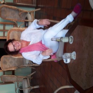 Model - Madam Paris dominant