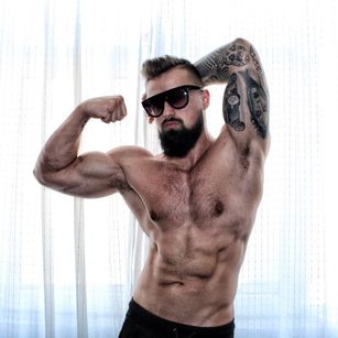 Model - Alan Marco muscle