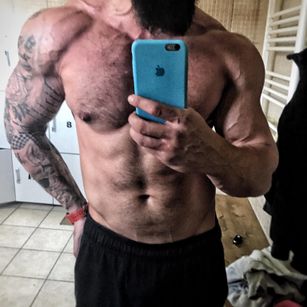 Model - Alan Marco stud