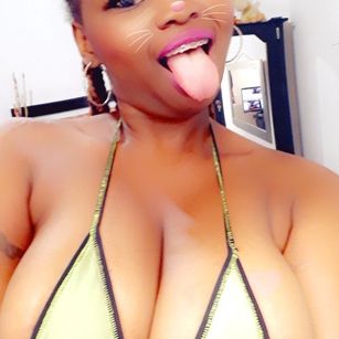 Model - Ashleypumper bigtits