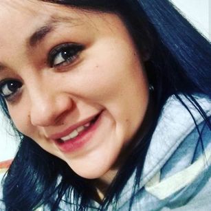 Model - ana cooper love