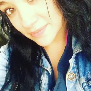 Model - ana cooper smile