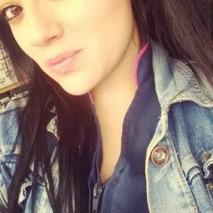 Model - ana cooper eyes