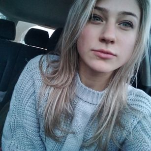 Model - Victoria orgasm