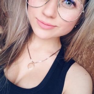 Model - Victoria ass