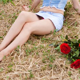 Model - RavishingAdele masturbating