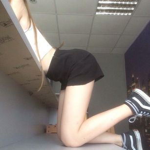 Model - Julia conversation