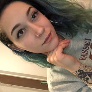 Model - Reverie Rose switch