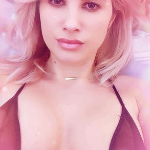 Model - KriztalJessica blondy