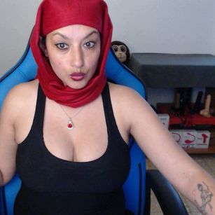 Model - kimsexxhot772 femdom