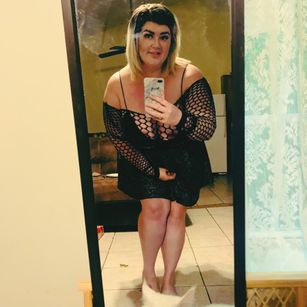 Model - Nicole Bash bigtits