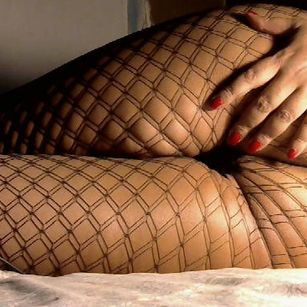 Model - daphnelust joi