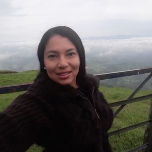 Model - Katya-traviesa linda