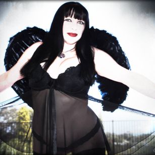 Model - ChrystelleBelle bdsm