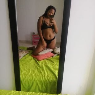 Model - Vera Purple sexy