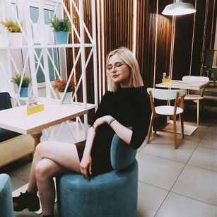 Model - ChloeKrestall teen