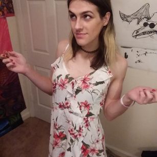 Model - Spicy Kendra cum