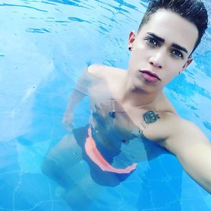 Model - Summers Russo dildo