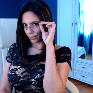 Model - Goddess Gabriella ignoring