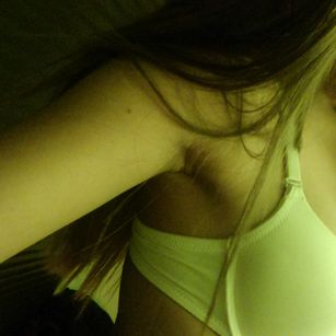 Model - Sarah Blonde ass