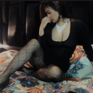 Model - LujuriousDuo Hot