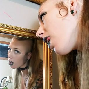 Model - Amber Sparkx bdsm