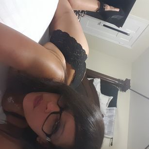 Model - Dirtygirl4u2 1