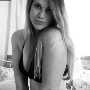 Model - Rachel_Williams_xx Blonde