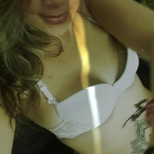 Model - Kendall Morrison blowjobs