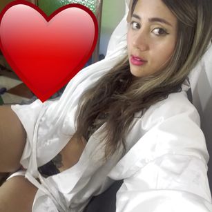 Model - Kendall Morrison pussy