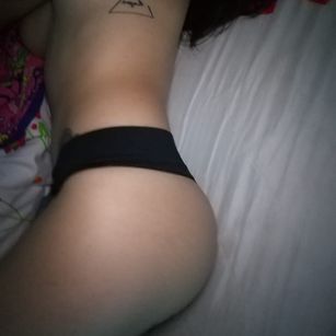 Model - Lauren Hampton tits