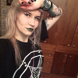 Model - Lilith Black gagging