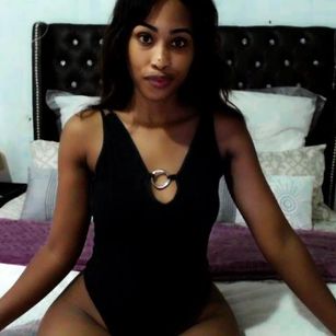 Model - SEXXYTHEBEST Ebony