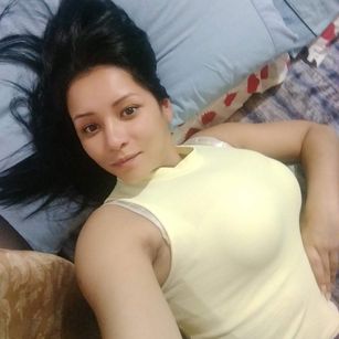 Model - emilyjones latina