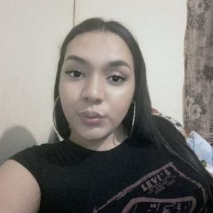 Model - Geraldine twerk