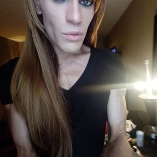 Model - Rylei Doll striptease