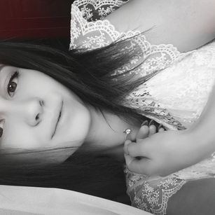 Model - MollySexy boobs