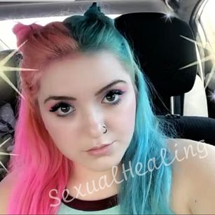 Model - Sexual Healing blowjob